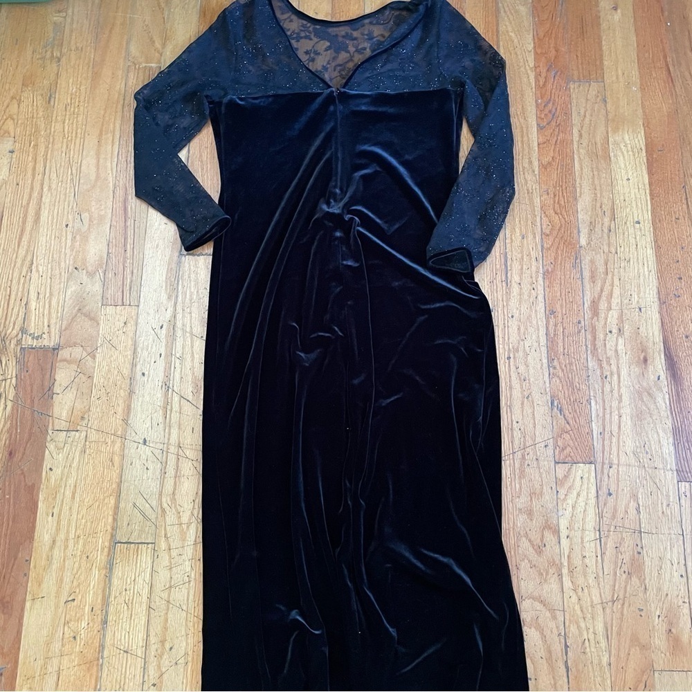Robbie Bee Black Velvet MIDI Dress Size 8P - Picture 7 of 9